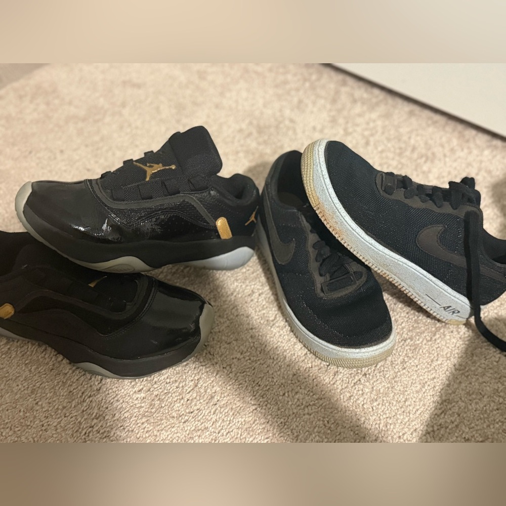 Boys Namebrand Shoes Sz 3.5